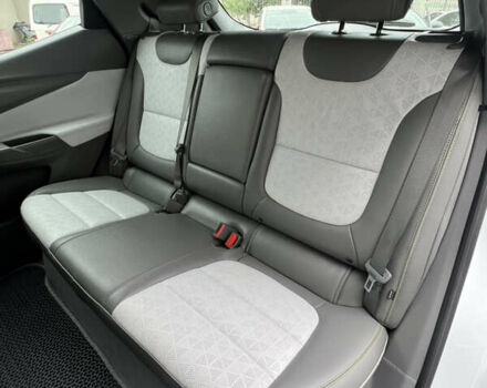 Белый Шевроле Bolt EUV, объемом двигателя 0 л и пробегом 11 тыс. км за 23500 $, фото 23 на Automoto.ua