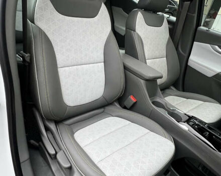 Белый Шевроле Bolt EUV, объемом двигателя 0 л и пробегом 11 тыс. км за 23500 $, фото 32 на Automoto.ua