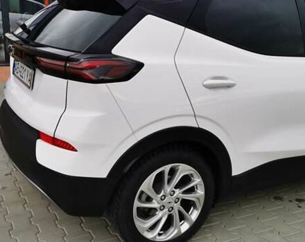 Белый Шевроле Bolt EUV, объемом двигателя 0 л и пробегом 33 тыс. км за 21000 $, фото 6 на Automoto.ua
