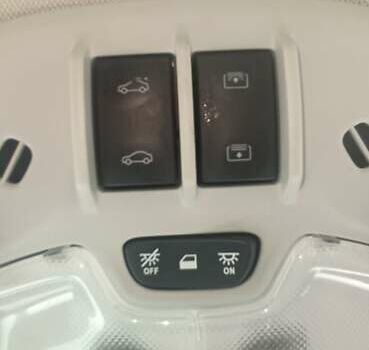 Белый Шевроле Bolt EUV, объемом двигателя 0 л и пробегом 55 тыс. км за 21500 $, фото 33 на Automoto.ua