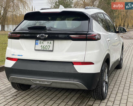 Белый Шевроле Bolt EUV, объемом двигателя 0 л и пробегом 40 тыс. км за 22000 $, фото 9 на Automoto.ua