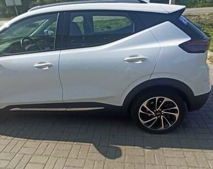 Белый Шевроле Bolt EUV, объемом двигателя 0 л и пробегом 55 тыс. км за 21500 $, фото 6 на Automoto.ua