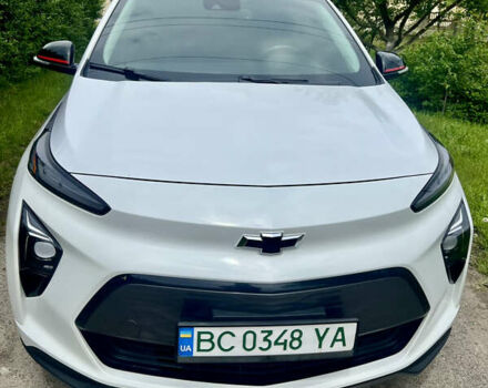 Белый Шевроле Bolt EUV, объемом двигателя 0 л и пробегом 37 тыс. км за 19800 $, фото 2 на Automoto.ua