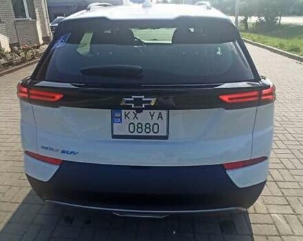 Белый Шевроле Bolt EUV, объемом двигателя 0 л и пробегом 55 тыс. км за 21500 $, фото 3 на Automoto.ua