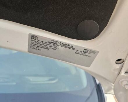 Белый Шевроле Bolt EUV, объемом двигателя 0 л и пробегом 86 тыс. км за 15950 $, фото 30 на Automoto.ua