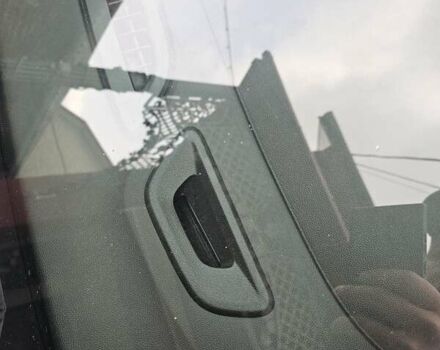 Белый Шевроле Bolt EUV, объемом двигателя 0 л и пробегом 86 тыс. км за 15950 $, фото 28 на Automoto.ua