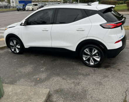 Белый Шевроле Bolt EUV, объемом двигателя 0 л и пробегом 62 тыс. км за 26700 $, фото 4 на Automoto.ua