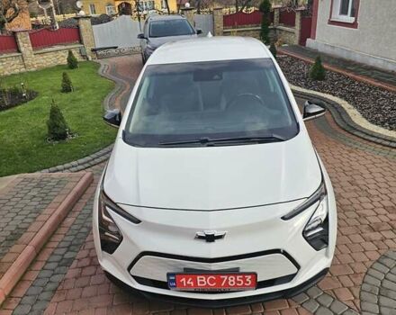 Белый Шевроле Bolt EUV, объемом двигателя 0 л и пробегом 86 тыс. км за 15950 $, фото 7 на Automoto.ua