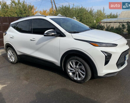 Белый Шевроле Bolt EUV, объемом двигателя 0 л и пробегом 31 тыс. км за 19300 $, фото 1 на Automoto.ua