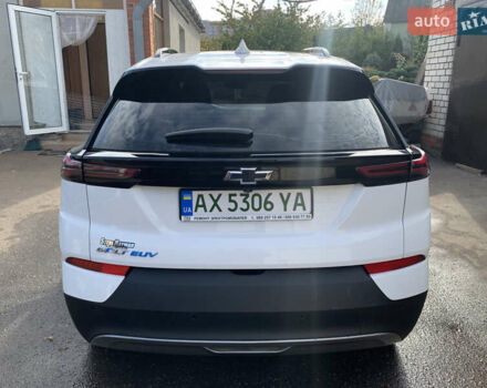 Белый Шевроле Bolt EUV, объемом двигателя 0 л и пробегом 31 тыс. км за 19300 $, фото 3 на Automoto.ua