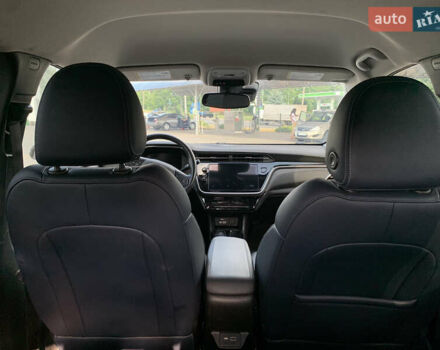 Белый Шевроле Bolt EUV, объемом двигателя 0 л и пробегом 53 тыс. км за 19900 $, фото 9 на Automoto.ua