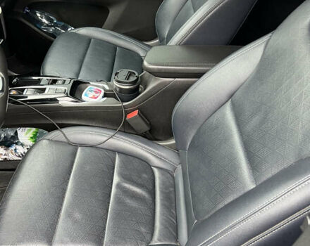 Белый Шевроле Bolt EUV, объемом двигателя 0 л и пробегом 62 тыс. км за 26700 $, фото 6 на Automoto.ua