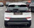 Белый Шевроле Bolt EUV, объемом двигателя 0 л и пробегом 45 тыс. км за 19900 $, фото 3 на Automoto.ua