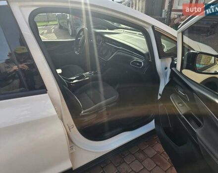 Белый Шевроле Bolt EUV, объемом двигателя 0 л и пробегом 86 тыс. км за 15950 $, фото 14 на Automoto.ua