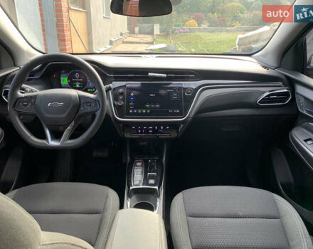 Белый Шевроле Bolt EUV, объемом двигателя 0 л и пробегом 31 тыс. км за 19300 $, фото 12 на Automoto.ua