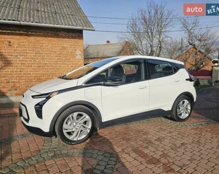Белый Шевроле Bolt EUV, объемом двигателя 0 л и пробегом 86 тыс. км за 15950 $, фото 9 на Automoto.ua