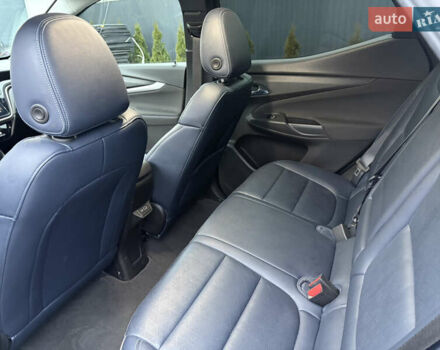 Белый Шевроле Bolt EUV, объемом двигателя 0 л и пробегом 37 тыс. км за 18499 $, фото 22 на Automoto.ua