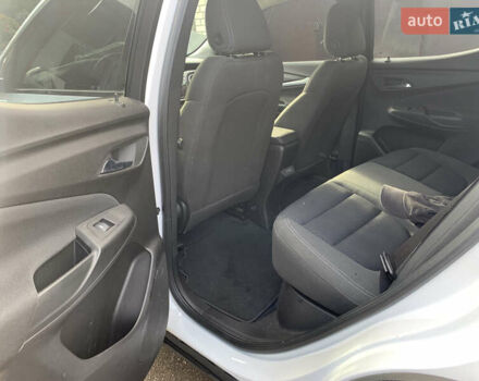 Белый Шевроле Bolt EUV, объемом двигателя 0 л и пробегом 31 тыс. км за 19300 $, фото 8 на Automoto.ua