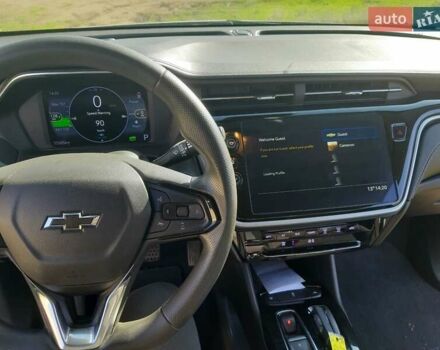 Белый Шевроле Bolt EUV, объемом двигателя 0 л и пробегом 75 тыс. км за 18500 $, фото 3 на Automoto.ua