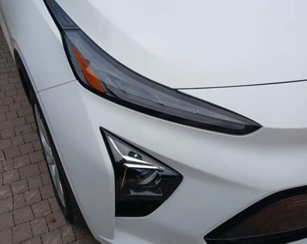 Білий Шевроле Bolt EUV, об'ємом двигуна 0 л та пробігом 59 тис. км за 17700 $, фото 3 на Automoto.ua