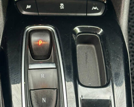 Белый Шевроле Bolt EUV, объемом двигателя 0 л и пробегом 121 тыс. км за 17300 $, фото 37 на Automoto.ua