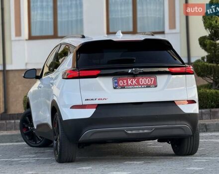 Белый Шевроле Bolt EUV, объемом двигателя 0 л и пробегом 16 тыс. км за 20550 $, фото 47 на Automoto.ua