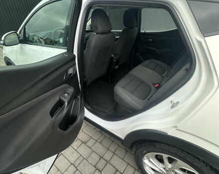 Белый Шевроле Bolt EUV, объемом двигателя 0 л и пробегом 121 тыс. км за 17300 $, фото 29 на Automoto.ua