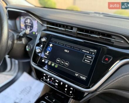 Белый Шевроле Bolt EUV, объемом двигателя 0 л и пробегом 16 тыс. км за 20550 $, фото 95 на Automoto.ua