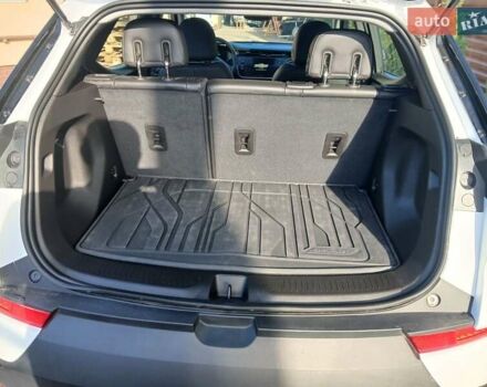 Белый Шевроле Bolt EUV, объемом двигателя 0 л и пробегом 25 тыс. км за 20500 $, фото 13 на Automoto.ua