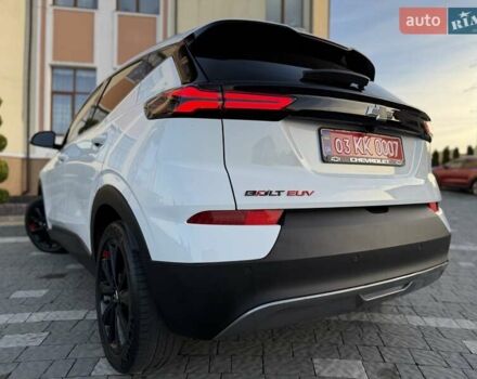 Белый Шевроле Bolt EUV, объемом двигателя 0 л и пробегом 16 тыс. км за 20550 $, фото 53 на Automoto.ua