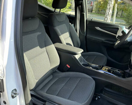 Белый Шевроле Bolt EUV, объемом двигателя 0 л и пробегом 36 тыс. км за 14300 $, фото 10 на Automoto.ua