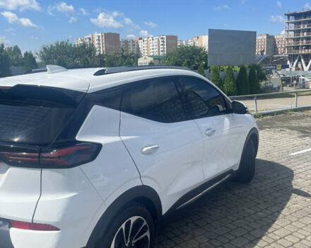 Белый Шевроле Bolt EUV, объемом двигателя 0 л и пробегом 52 тыс. км за 22000 $, фото 4 на Automoto.ua