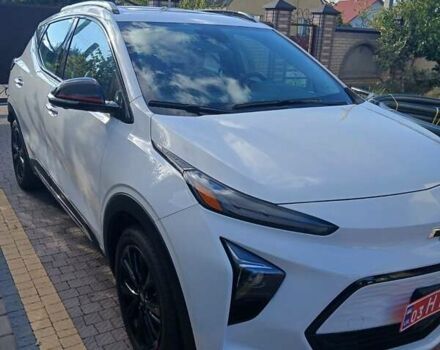 Белый Шевроле Bolt EUV, объемом двигателя 0 л и пробегом 25 тыс. км за 20500 $, фото 2 на Automoto.ua