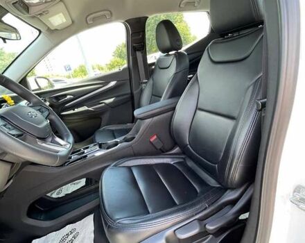 Белый Шевроле Bolt EUV, объемом двигателя 0 л и пробегом 1 тыс. км за 18500 $, фото 9 на Automoto.ua