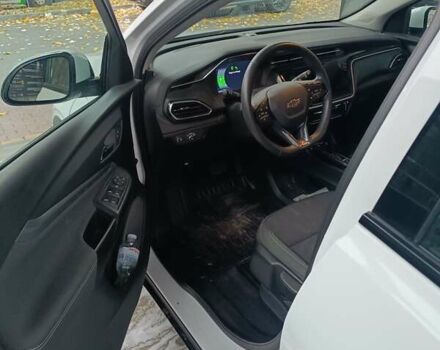 Білий Шевроле Bolt EUV, об'ємом двигуна 0 л та пробігом 33 тис. км за 20500 $, фото 9 на Automoto.ua