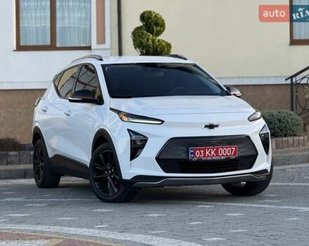 Белый Шевроле Bolt EUV, объемом двигателя 0 л и пробегом 16 тыс. км за 20550 $, фото 2 на Automoto.ua