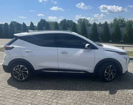 Белый Шевроле Bolt EUV, объемом двигателя 0 л и пробегом 52 тыс. км за 22000 $, фото 5 на Automoto.ua