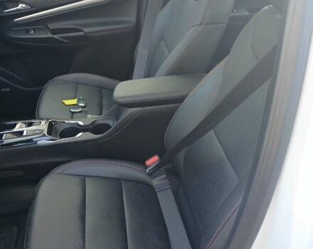 Белый Шевроле Bolt EUV, объемом двигателя 0 л и пробегом 25 тыс. км за 20500 $, фото 6 на Automoto.ua