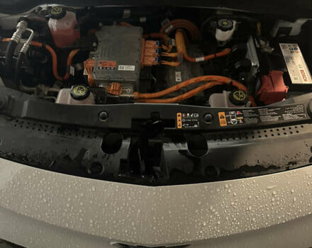 Белый Шевроле Bolt EUV, объемом двигателя 0 л и пробегом 121 тыс. км за 17300 $, фото 20 на Automoto.ua