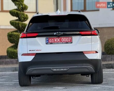 Белый Шевроле Bolt EUV, объемом двигателя 0 л и пробегом 16 тыс. км за 20550 $, фото 49 на Automoto.ua