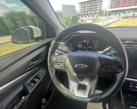 Белый Шевроле Bolt EUV, объемом двигателя 0 л и пробегом 52 тыс. км за 22000 $, фото 13 на Automoto.ua