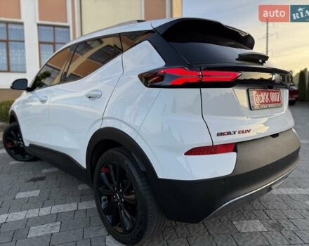 Белый Шевроле Bolt EUV, объемом двигателя 0 л и пробегом 16 тыс. км за 20550 $, фото 51 на Automoto.ua
