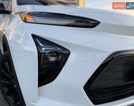 Белый Шевроле Bolt EUV, объемом двигателя 0 л и пробегом 16 тыс. км за 20550 $, фото 11 на Automoto.ua