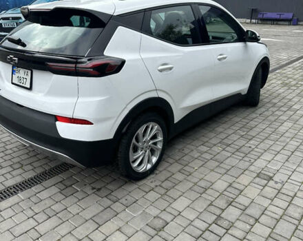 Белый Шевроле Bolt EUV, объемом двигателя 0 л и пробегом 121 тыс. км за 17300 $, фото 10 на Automoto.ua