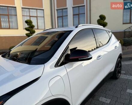 Белый Шевроле Bolt EUV, объемом двигателя 0 л и пробегом 16 тыс. км за 20550 $, фото 38 на Automoto.ua