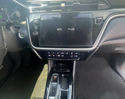 Белый Шевроле Bolt EUV, объемом двигателя 0 л и пробегом 52 тыс. км за 22000 $, фото 11 на Automoto.ua