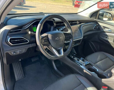 Белый Шевроле Bolt EUV, объемом двигателя 0 л и пробегом 25 тыс. км за 6000 $, фото 6 на Automoto.ua