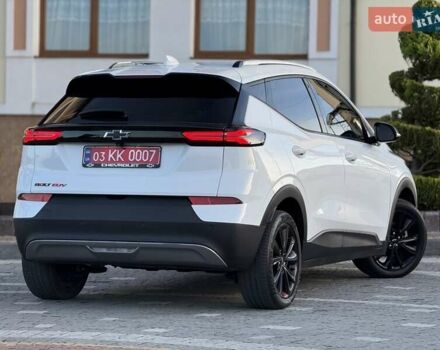 Белый Шевроле Bolt EUV, объемом двигателя 0 л и пробегом 16 тыс. км за 20550 $, фото 59 на Automoto.ua