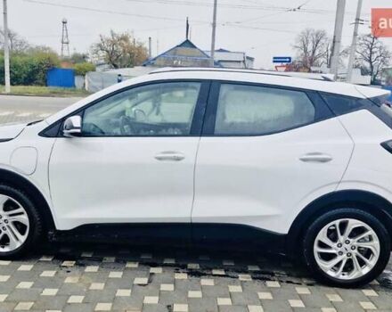 Белый Шевроле Bolt EUV, объемом двигателя 0 л и пробегом 100 тыс. км за 17500 $, фото 7 на Automoto.ua