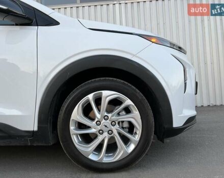 Белый Шевроле Bolt EUV, объемом двигателя 0 л и пробегом 75 тыс. км за 18900 $, фото 6 на Automoto.ua